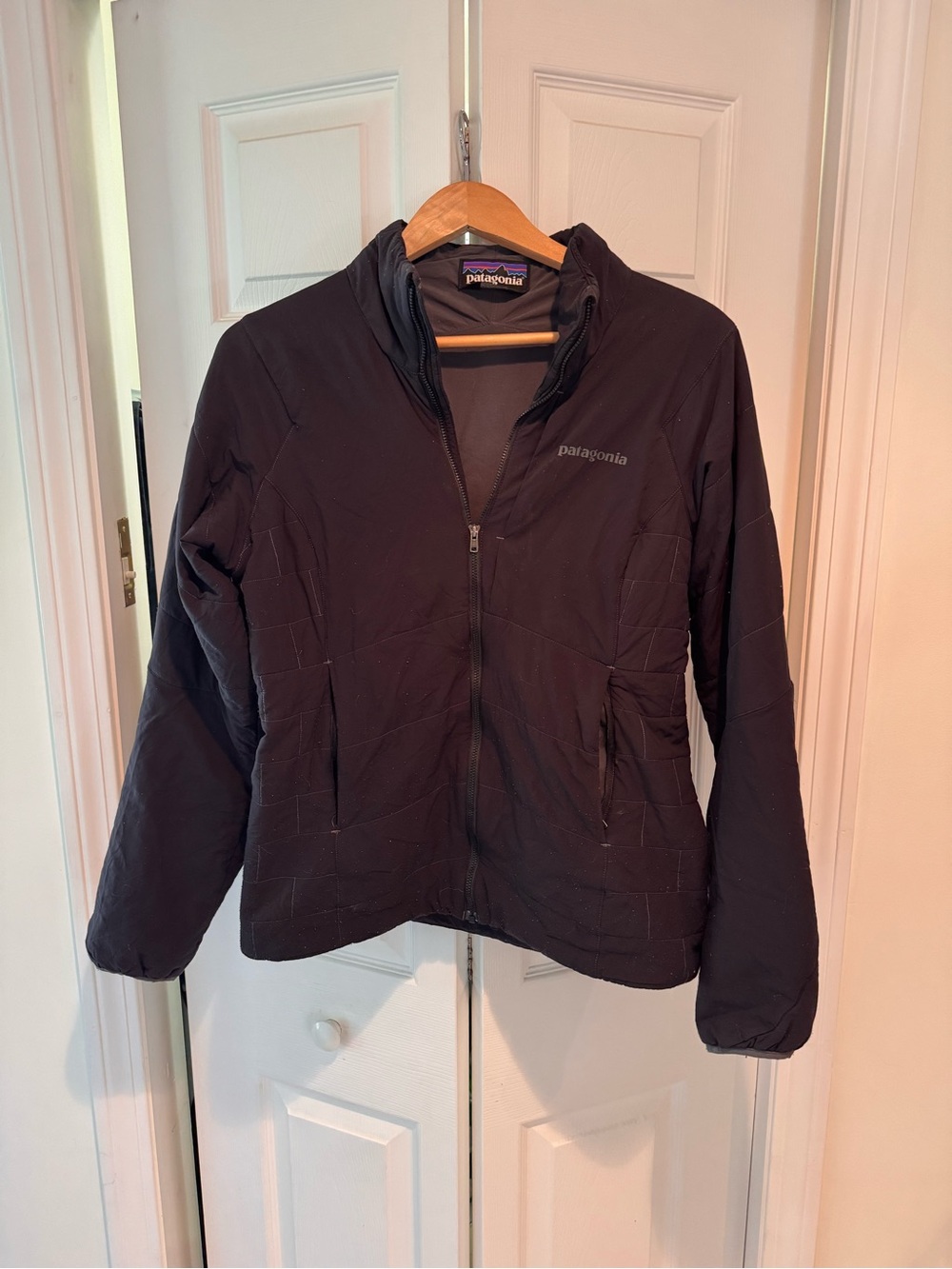 Patagonia Nano-Air® Women's Black Quilted Lightweight Puffer Jacket - Medium
